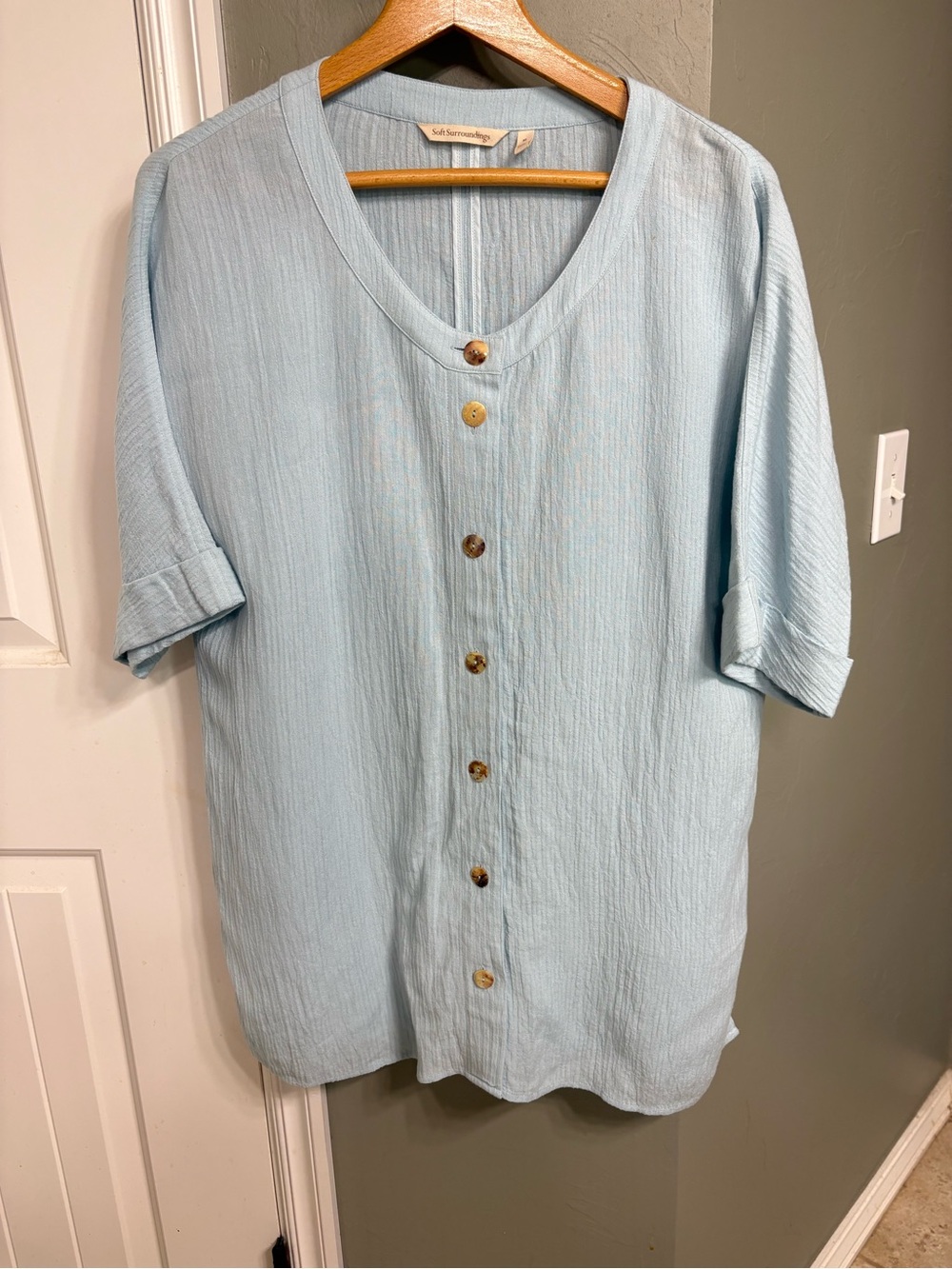 Soft Surroundings Pale Blue Short-Sleeve Button Front Shirt